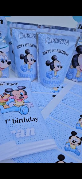 These personalised capri sun are completely customizable to match your party theme.
They are printed on premium photo paper for a high-quality, professional finish.