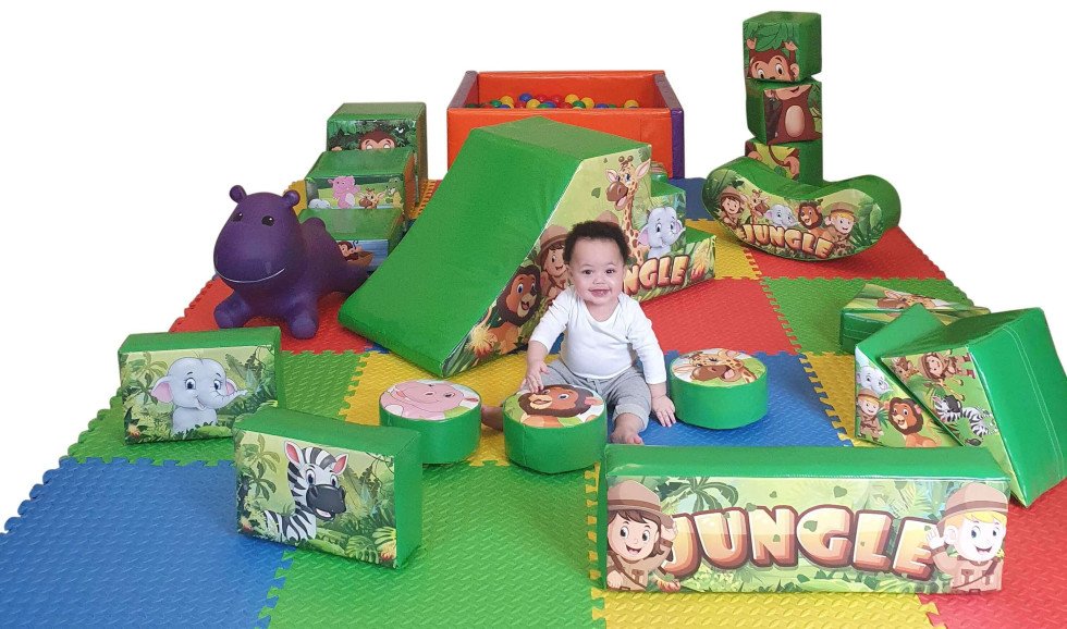 Soft play hire - jungle package and ball pond