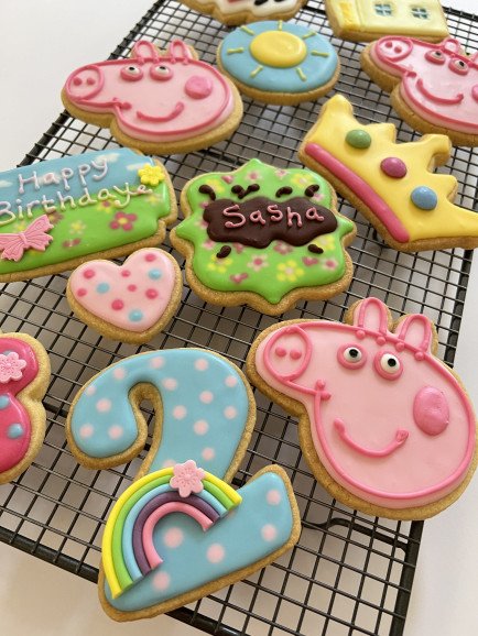 Peppa Pig iced biscuits