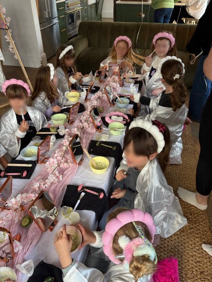 Pamper party 🥒 💅