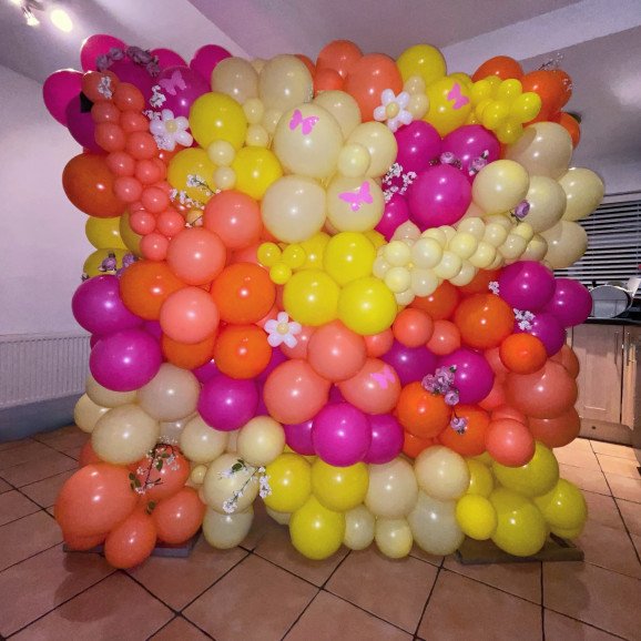 Spring Inspired Balloon Wall