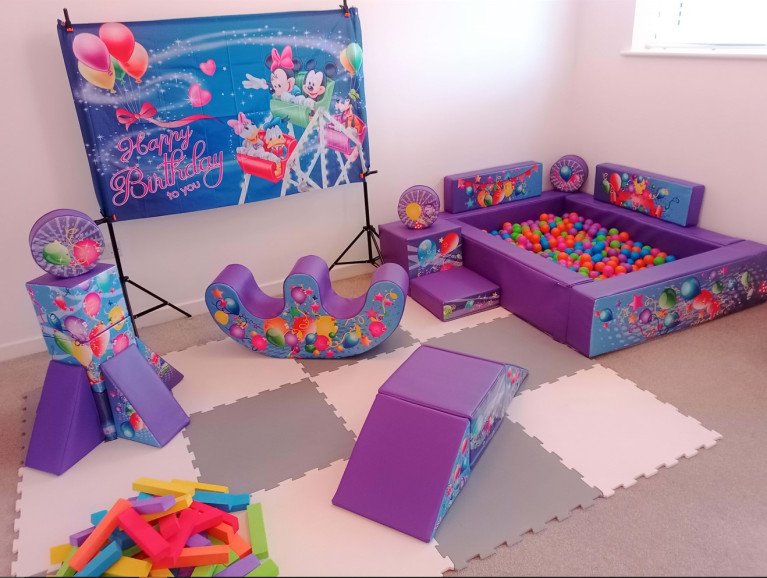 PlayTime! Soft Play Hire in Kent. 
✅ Perfect for any type of event, from regular Play Day, Birthday Party, Christening/Baby Shower or Wedding 🎈🎉🎊 
✅ Neutral Theme: Suits Boys & Girls. 
✅ 20 Miles Free Delivery. 
✅ Affordable Price.
