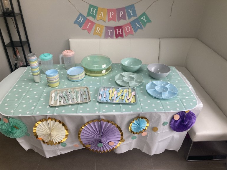 Pastel party kit for 15 people