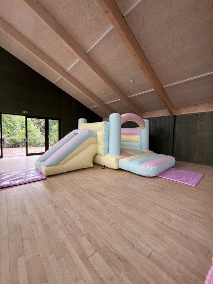 We have 
Pastel castles
White castles 
Pink castles
Soft play sets
Led numbers and letters
Balloons
Kids table and chairs 
Picnic set ups 
And great deals :)