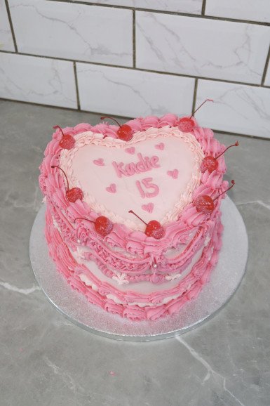 Pretty pink heart cake