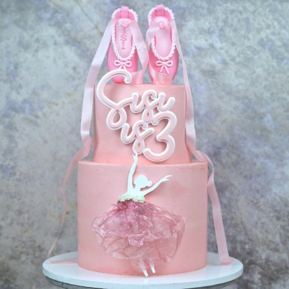 Ballerina 3D skirt cake