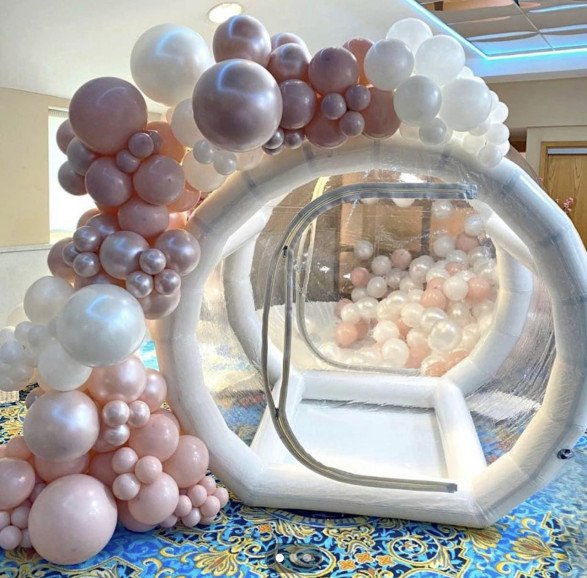 Stunning wedding bubble with bespoke balloon colours