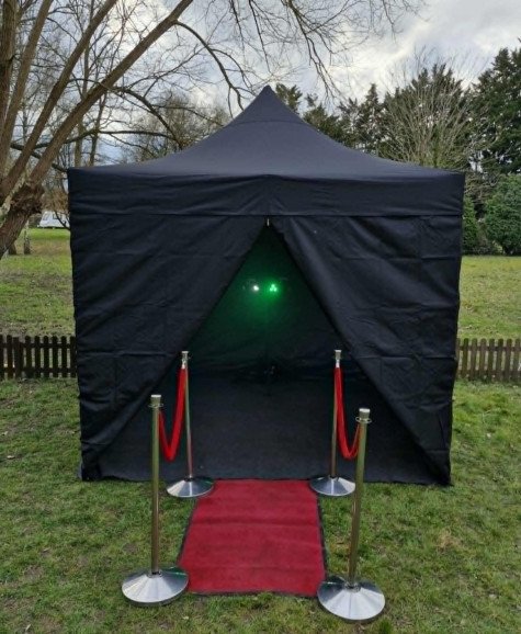 Pop up tent for the smaller Garden 3x3 metres