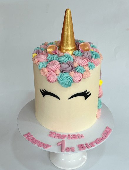 6” Unicorn cake with 25 servings