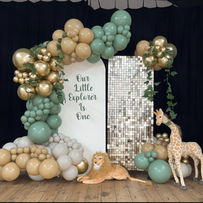 All that glitters luxe events - balloons displays for all occasions!