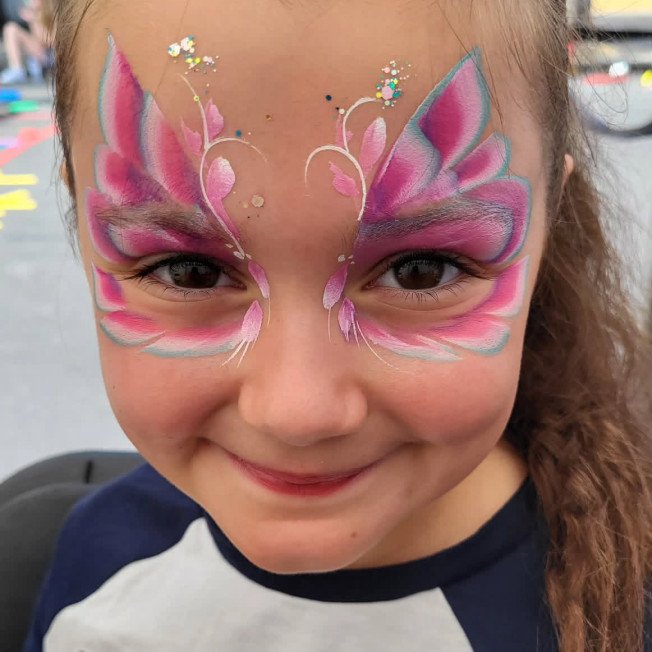 Yara Face and Body Art