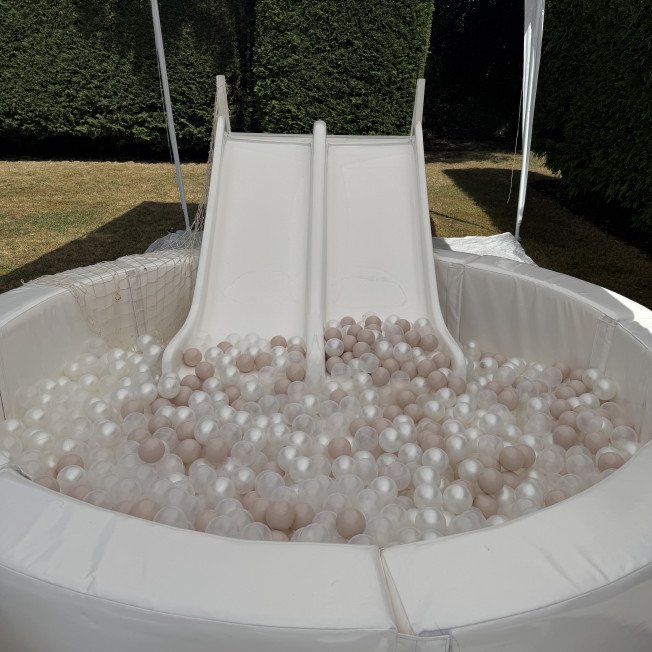 LUXURY SOFTPLAY | BOUNCY CASTLE | SWEET CART | LED LIGHTS & more